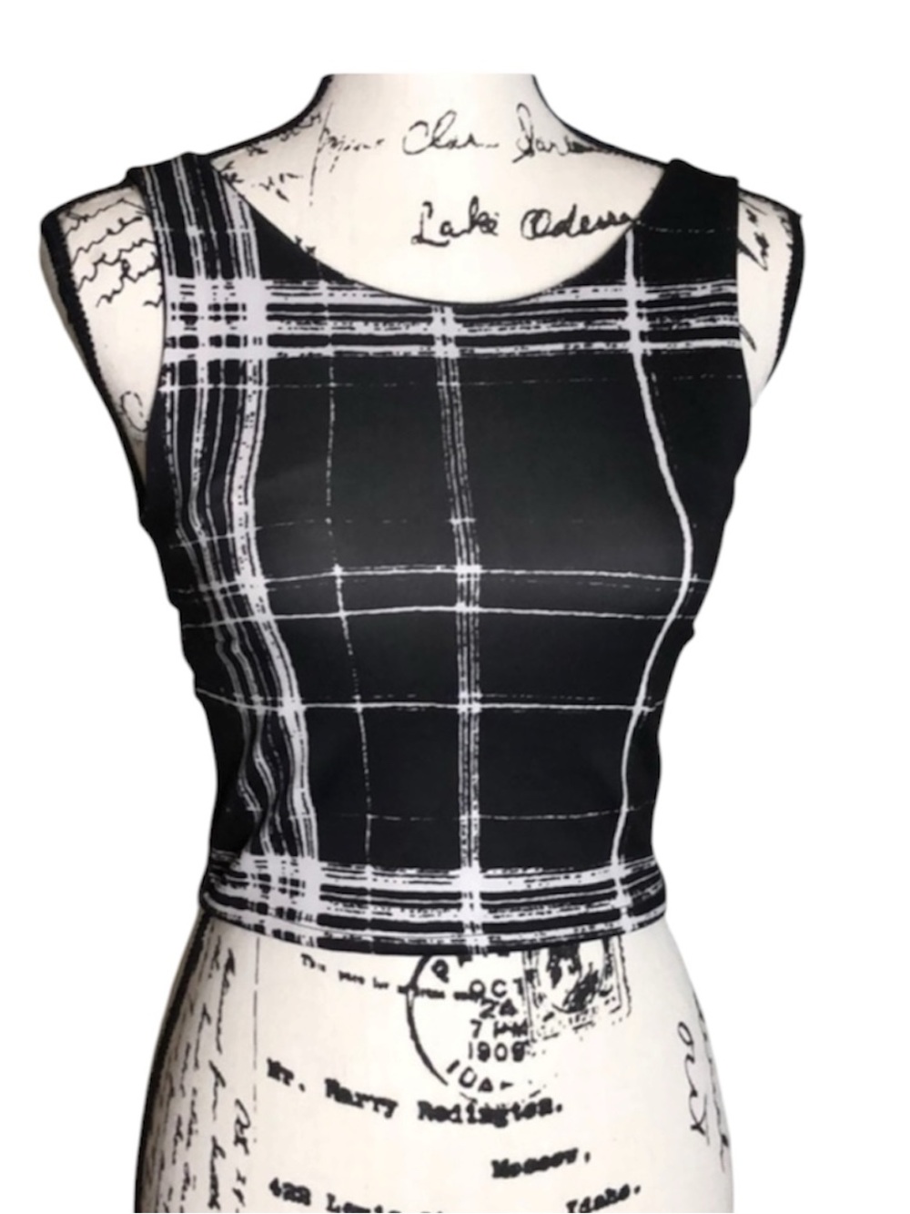 Sleeveless Fitted Tank Top Size M